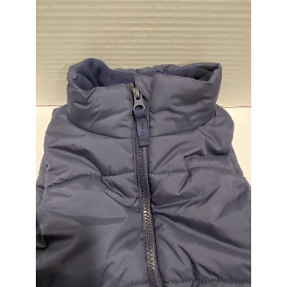Amazon Essentials Boys Heavyweight Puffer Vest, Navy, XS (4-5) - Picture 3 of 9